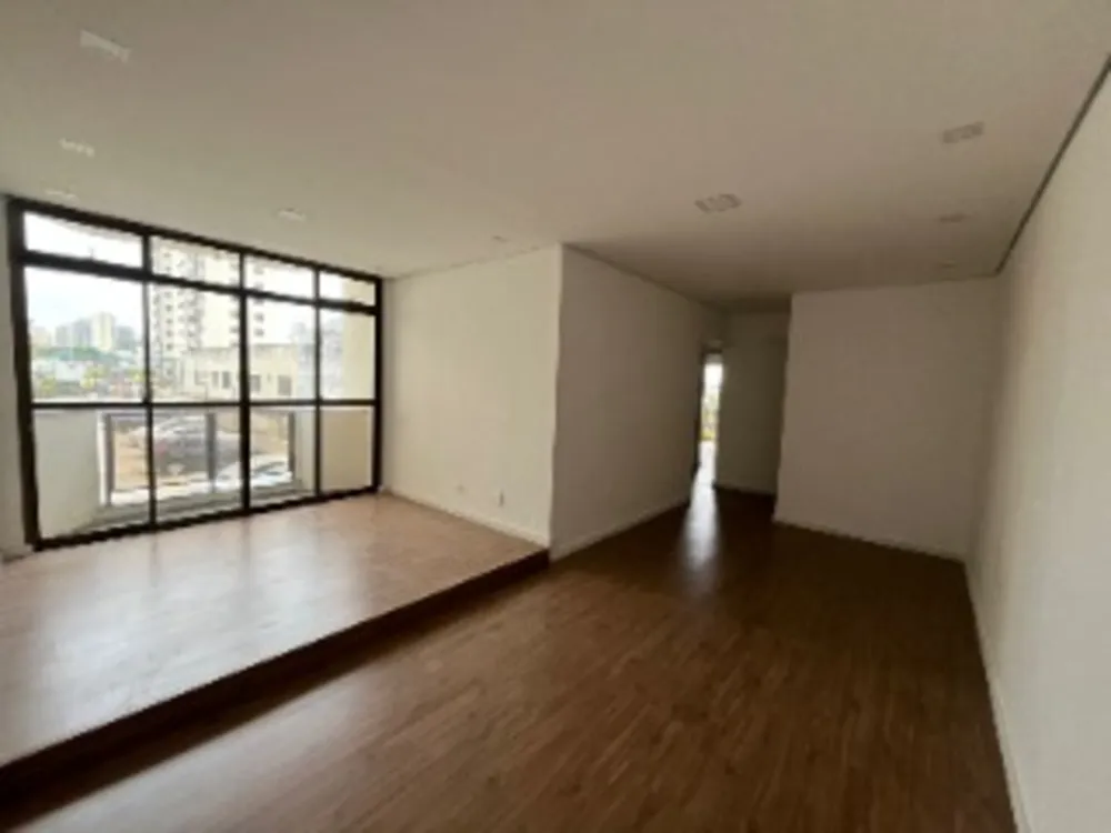 Apartamento, 3 quartos, 100 m² - Foto 2