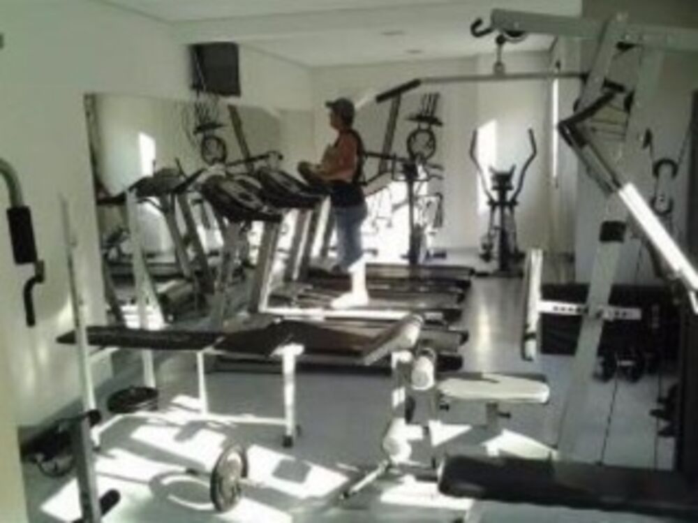Apartamento à venda com 2 quartos, 47m² - Foto 2