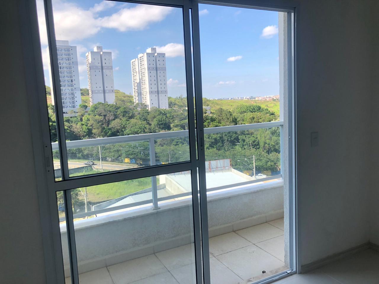 Apartamento à venda com 3 quartos, 82m² - Foto 2