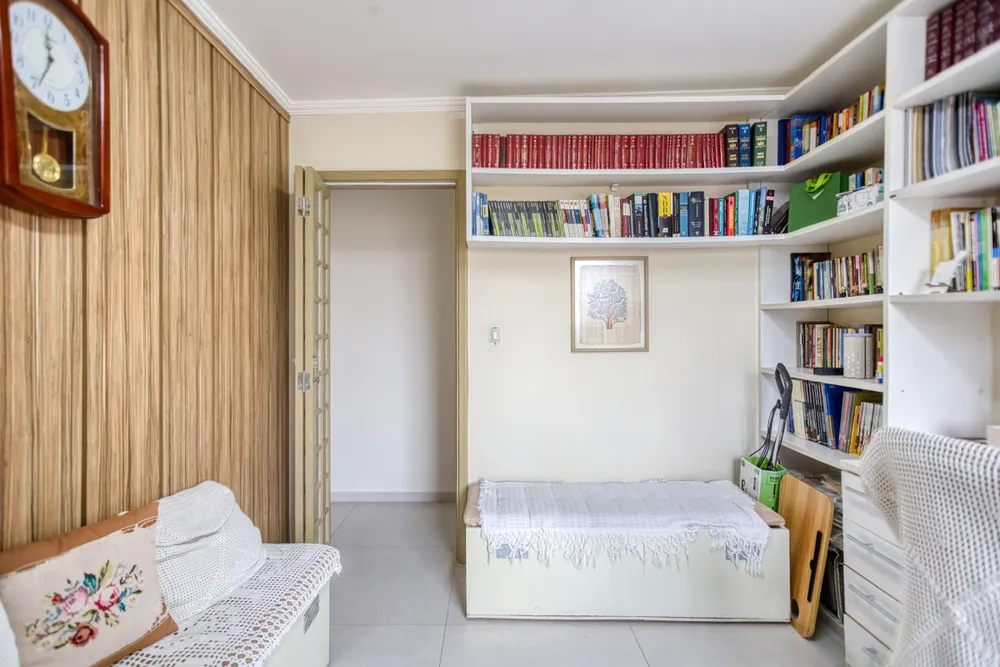 Apartamento, 3 quartos, 2425 m² - Foto 4