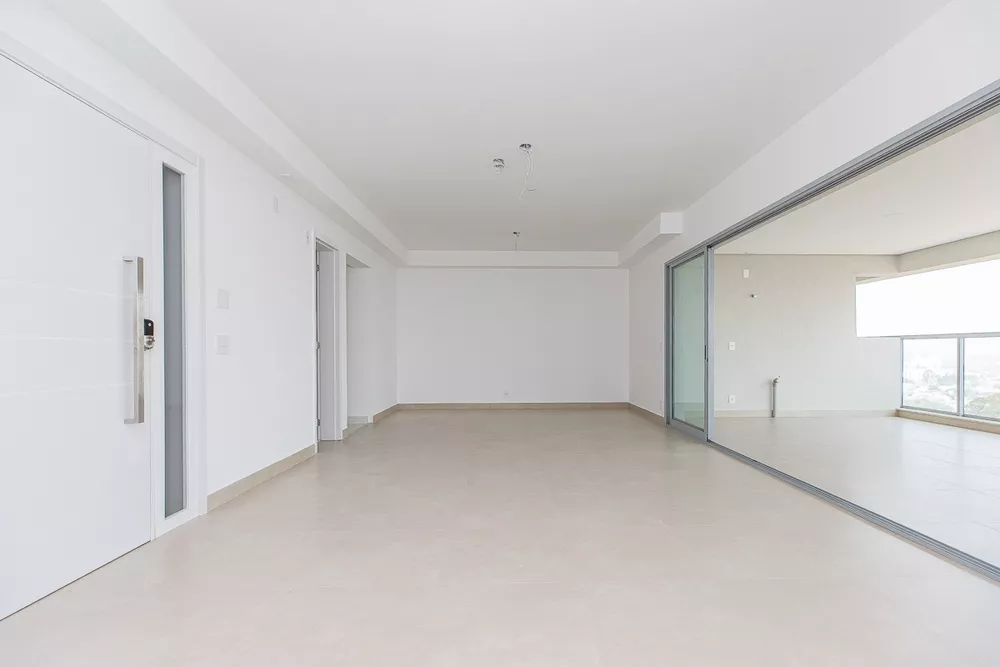 Apartamento à venda com 3 quartos, 155m² - Foto 3