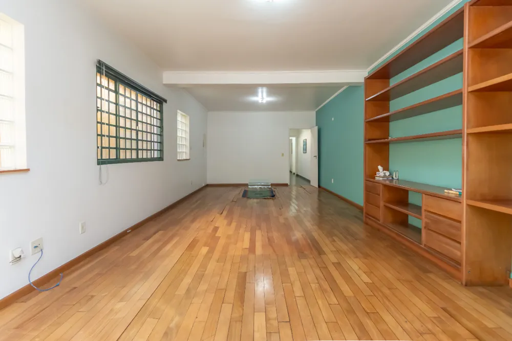 Casa, 4 quartos, 236 m² - Foto 1