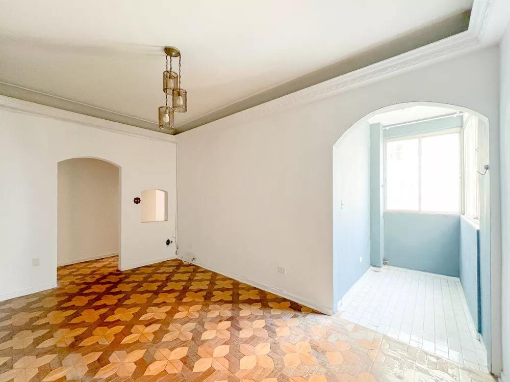 Apartamento à venda com 2 quartos, 90m² - Foto 2