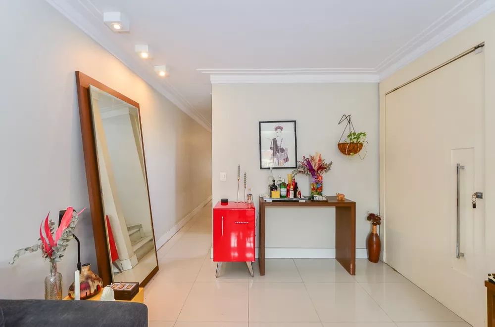 Sobrado à venda com 3 quartos, 160m² - Foto 4