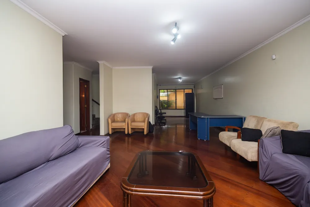 Casa, 4 quartos, 290 m² - Foto 1