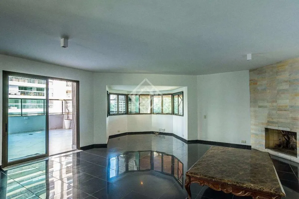 Apartamento, 3 quartos, 286 m² - Foto 2