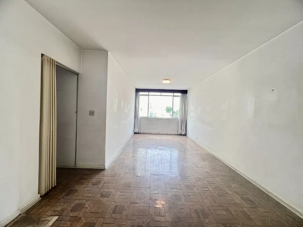 Apartamento à venda com 3 quartos, 95m² - Foto 2