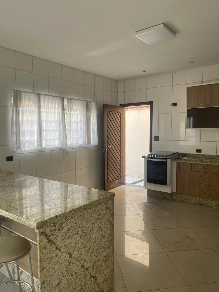 Casa, 3 quartos, 250 m² - Foto 7