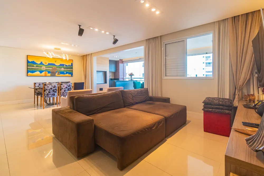 Apartamento, 3 quartos, 227 m² - Foto 1