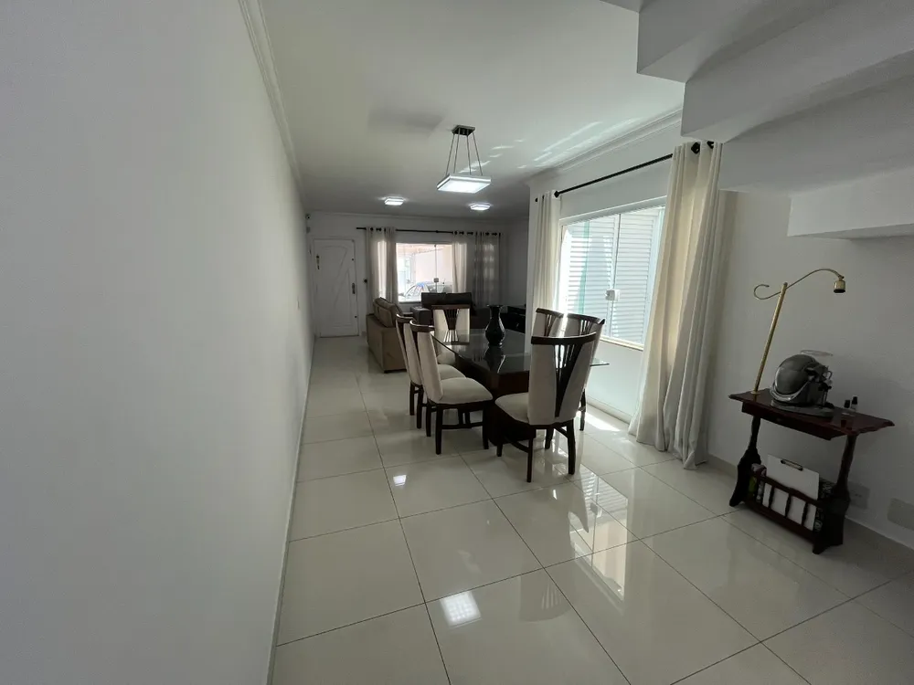 Sobrado, 4 quartos, 208 m² - Foto 2