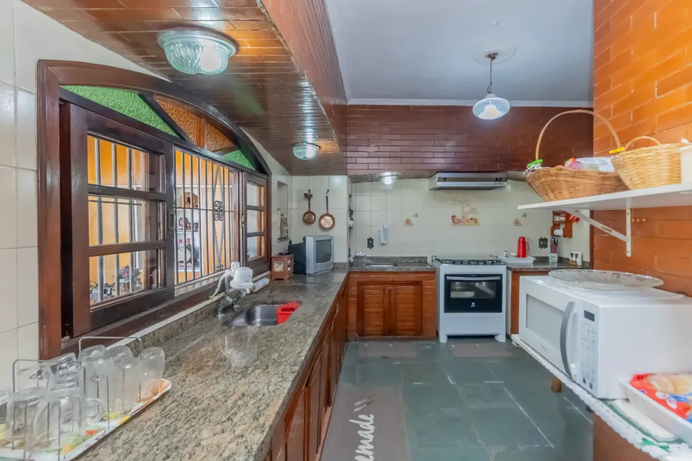 Casa, 4 quartos, 267 m² - Foto 8