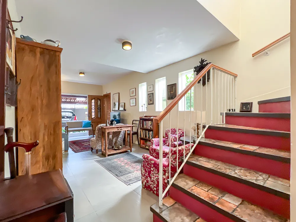 Casa, 5 quartos, 193 m² - Foto 2