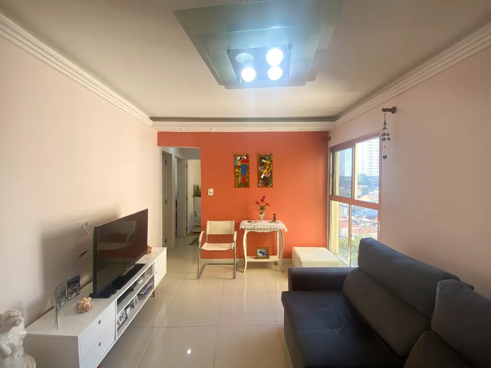 Apartamento à venda com 2 quartos, 61m² - Foto 1