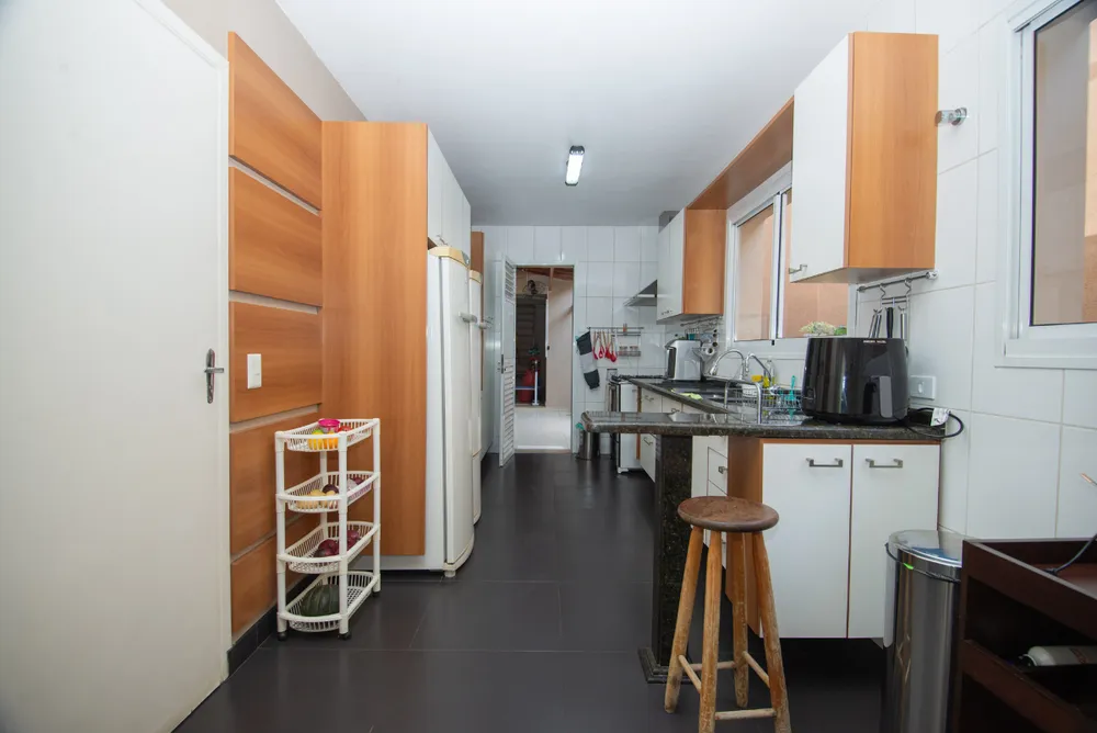 Casa, 4 quartos, 300 m² - Foto 4