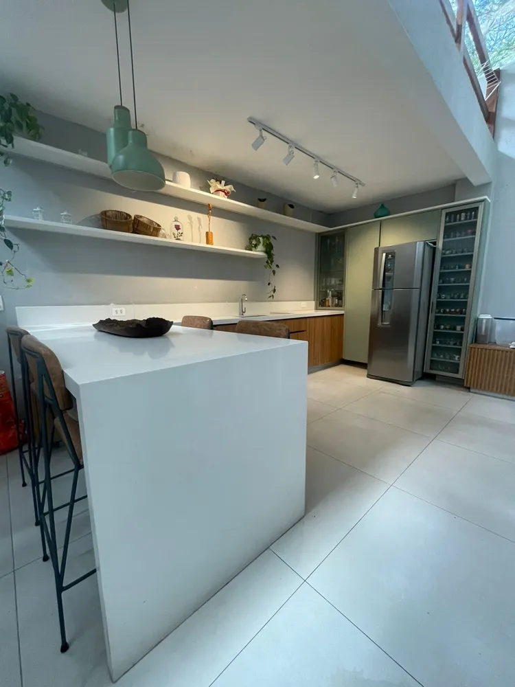 Casa, 2 quartos, 200 m² - Foto 1