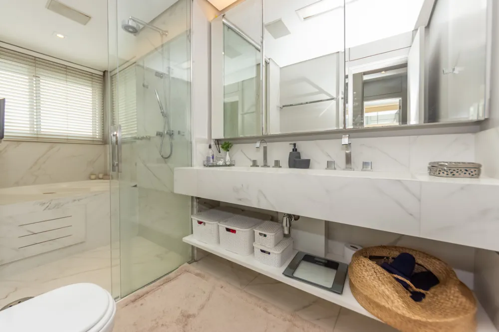 Apartamento, 3 quartos, 198 m² - Foto 1