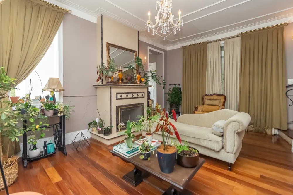 Casa, 3 quartos, 270 m² - Foto 1