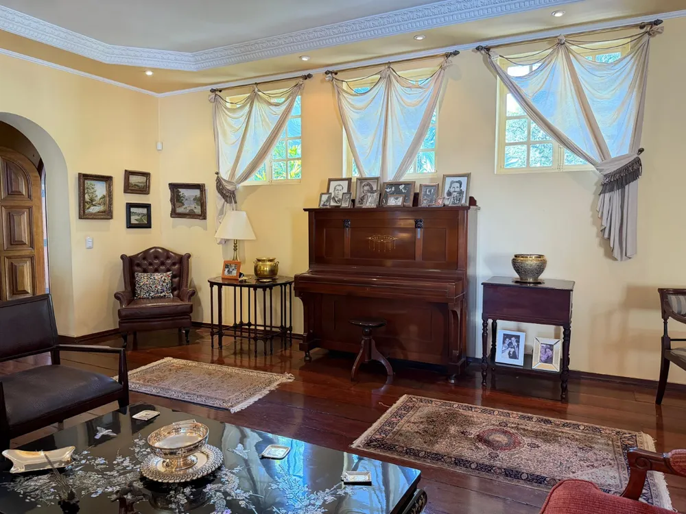 Casa, 4 quartos, 2000 m² - Foto 1