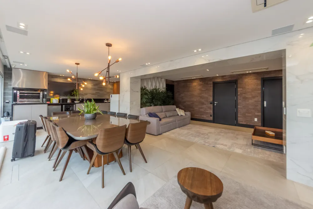 Apartamento, 3 quartos, 2597 m² - Foto 1