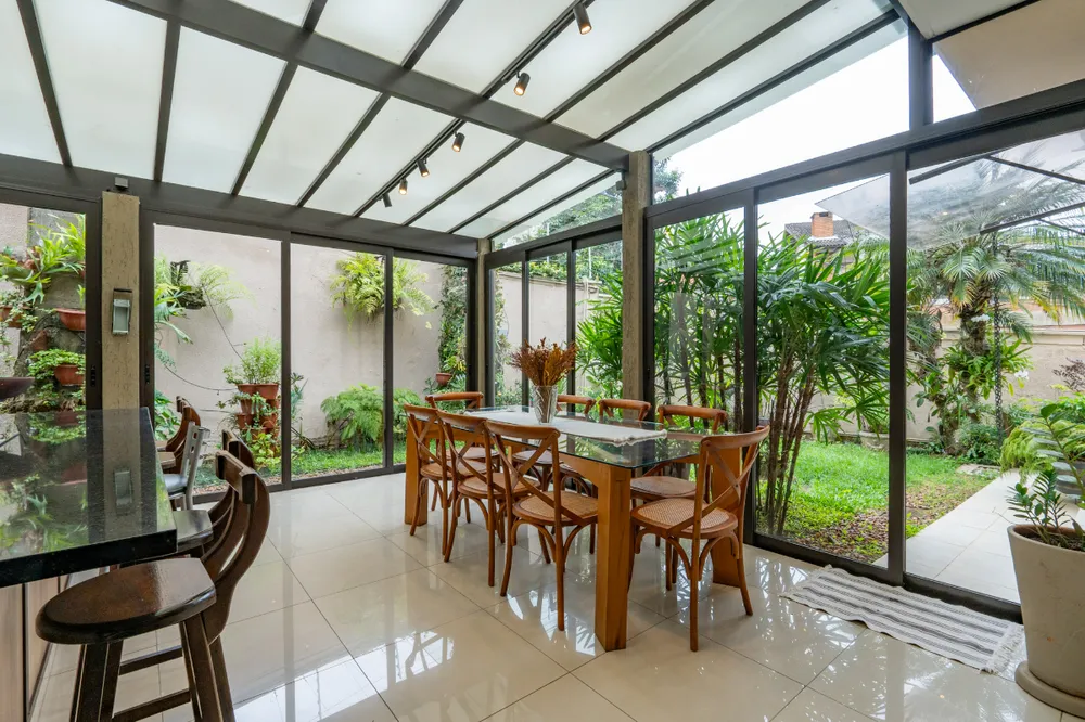 Casa, 5 quartos, 270 m² - Foto 1