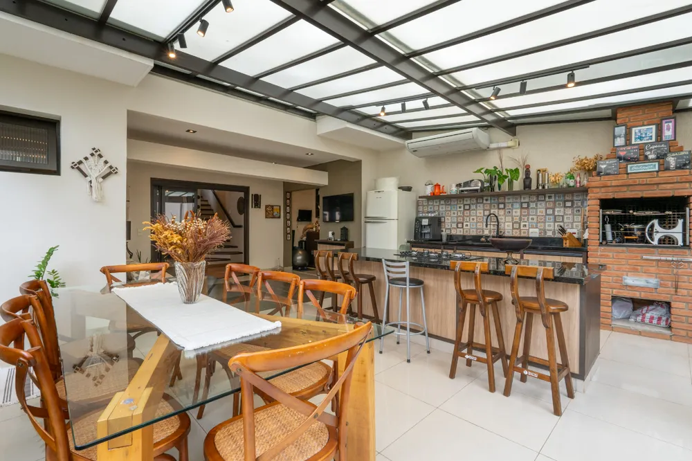 Casa, 5 quartos, 270 m² - Foto 5