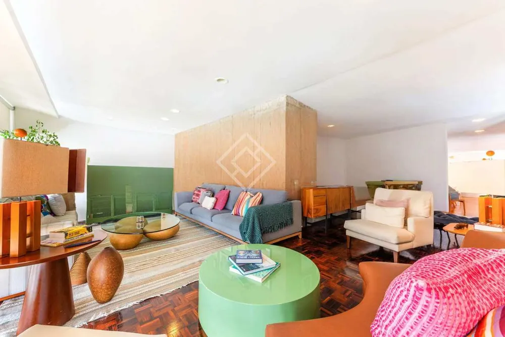 Apartamento, 3 quartos, 195 m² - Foto 2
