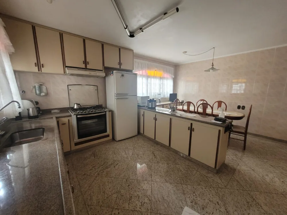 Casa, 3 quartos, 265 m² - Foto 2