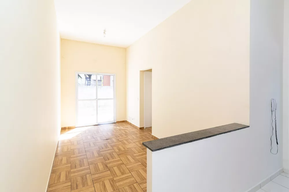 Apartamento à venda com 2 quartos, 61m² - Foto 2