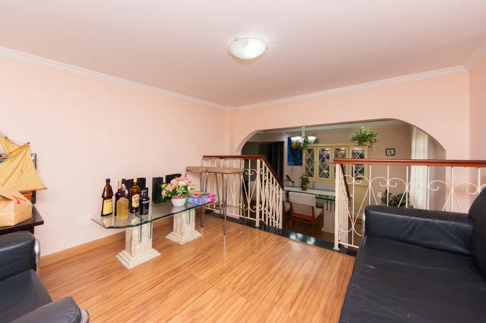 Casa, 6 quartos, 342 m² - Foto 2