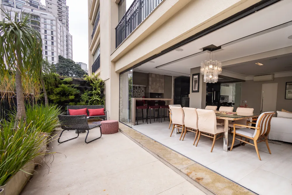 Apartamento, 4 quartos, 246 m² - Foto 2