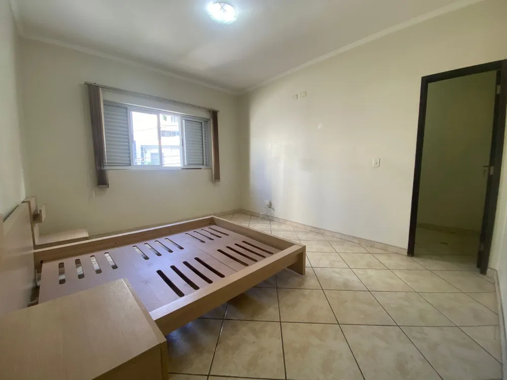 Sobrado, 3 quartos, 270 m² - Foto 1