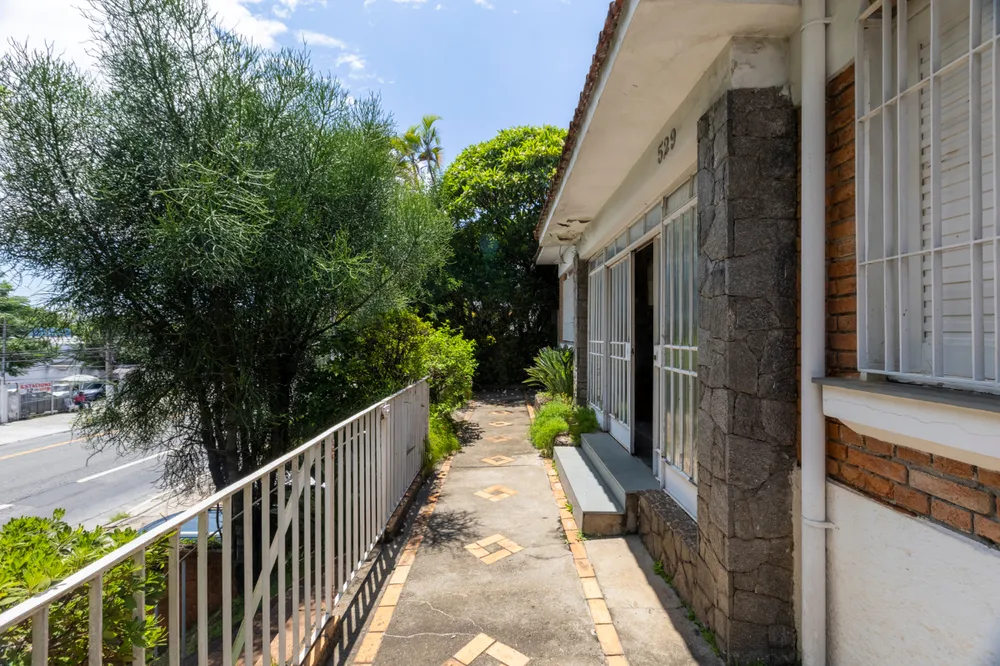 Casa, 3 quartos, 584 m² - Foto 1