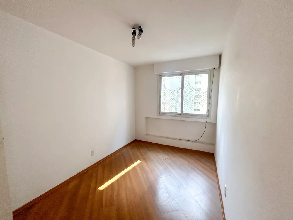 Apartamento à venda com 2 quartos, 84m² - Foto 3