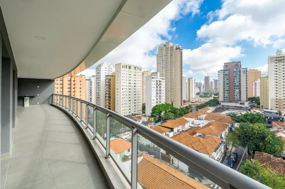 Apartamento à venda com 3 quartos, 134m² - Foto 3