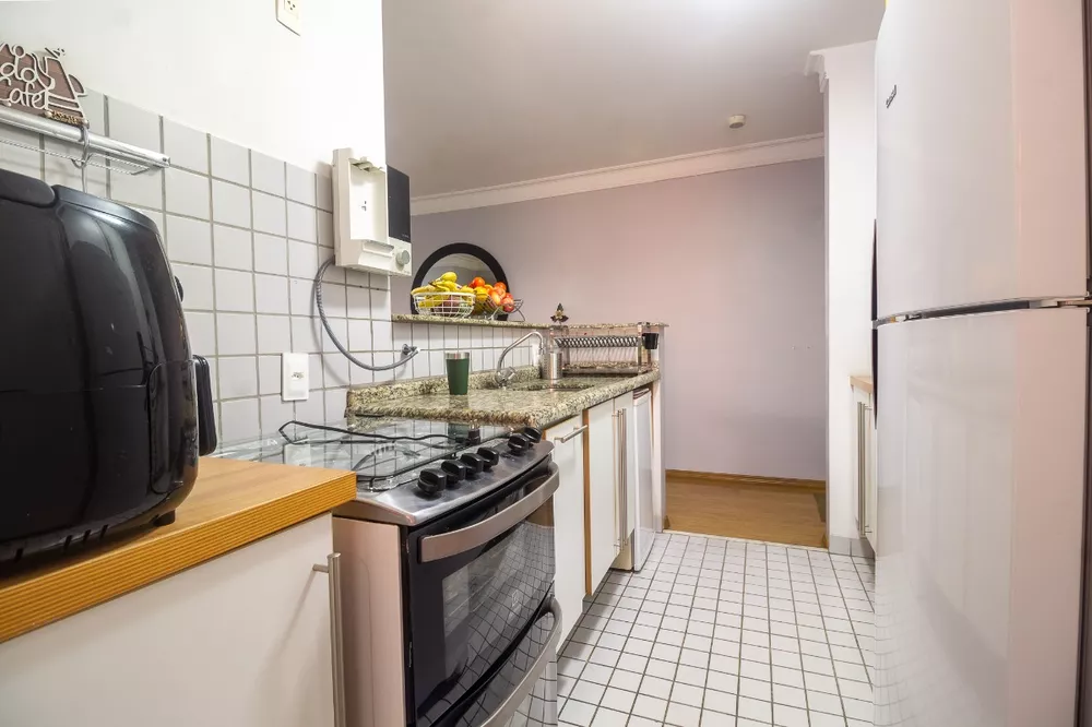 Apartamento à venda com 2 quartos, 100m² - Foto 4