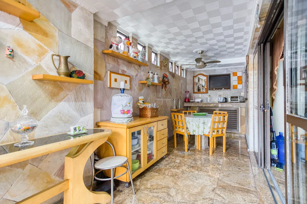 Casa, 4 quartos, 268 m² - Foto 7
