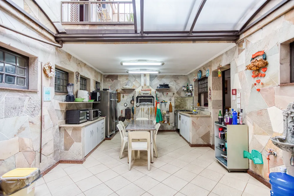 Casa, 4 quartos, 268 m² - Foto 4