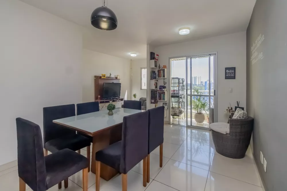 Apartamento à venda com 2 quartos, 64m² - Foto 4