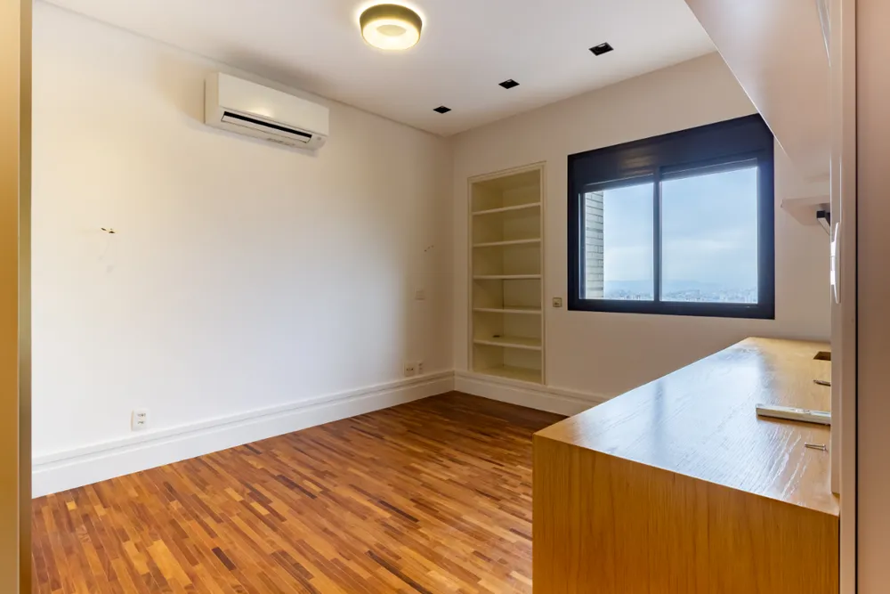 Apartamento, 3 quartos, 247 m² - Foto 1