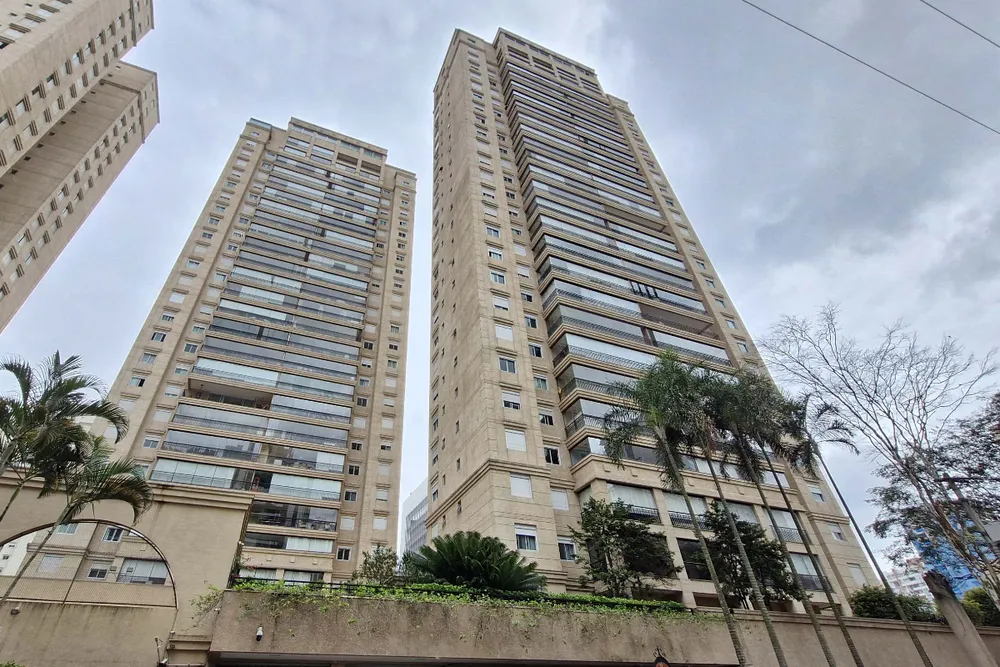 Apartamento, 3 quartos, 270 m² - Foto 1