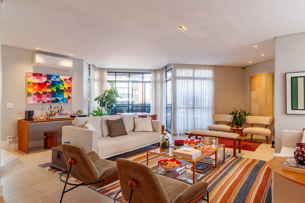 Apartamento, 3 quartos, 608 m² - Foto 1