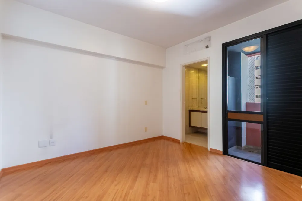 Apartamento, 3 quartos, 120 m² - Foto 2