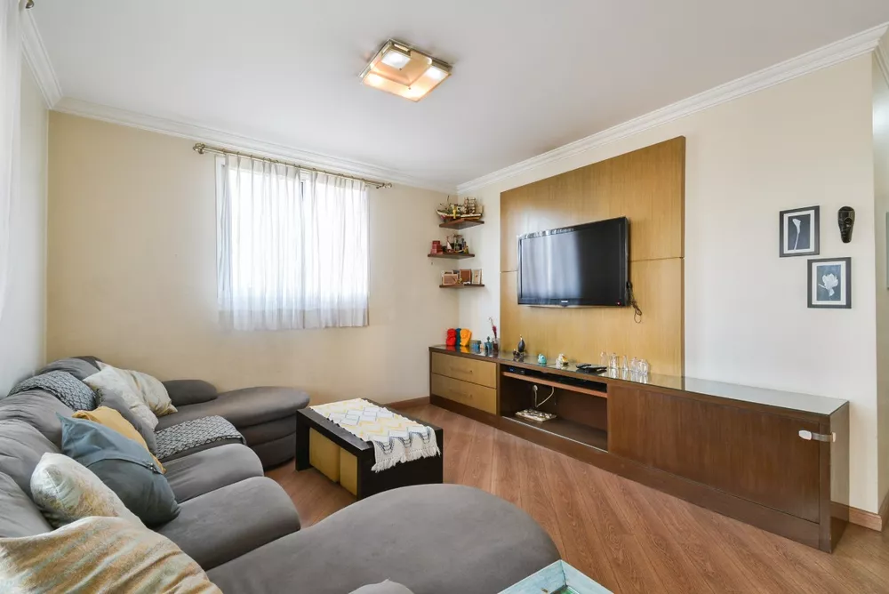 Apartamento à venda com 3 quartos, 115m² - Foto 2