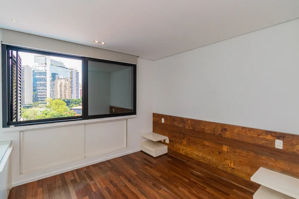 Apartamento, 3 quartos, 1220 m² - Foto 11