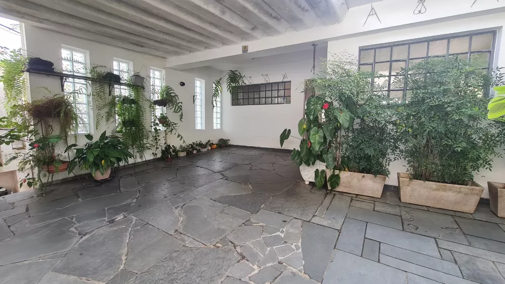 Casa à venda com 4 quartos, 168m² - Foto 3