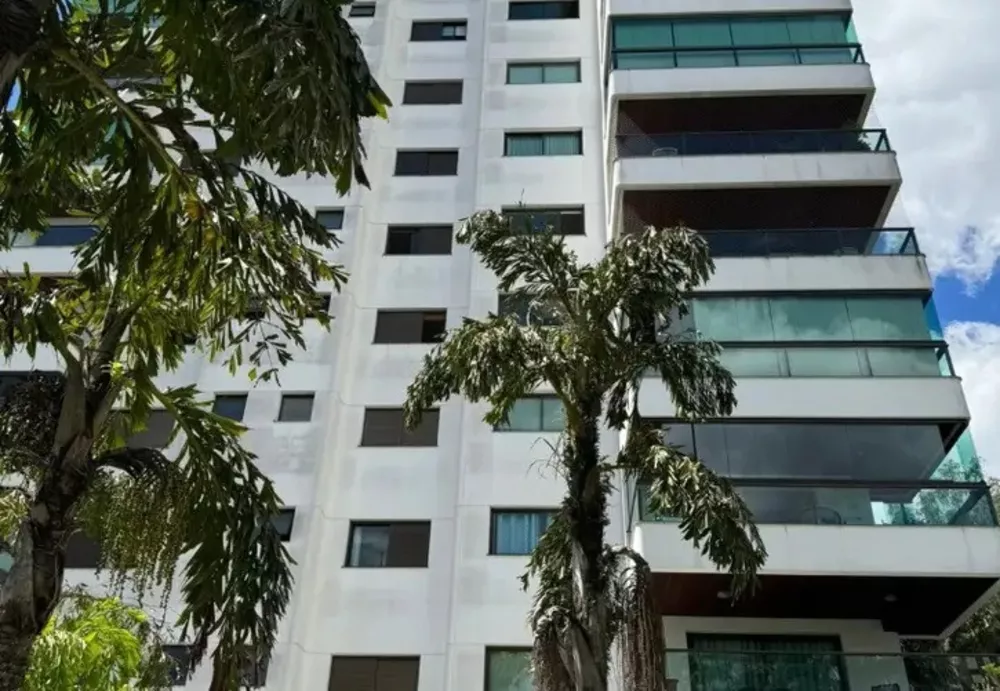 Apartamento à venda com 3 quartos, 243m² - Foto 2