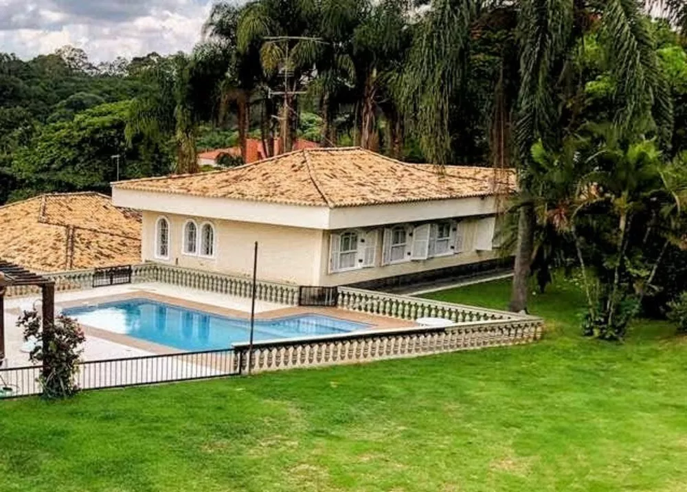 Casa de Condomínio à venda com 4 quartos, 587m² - Foto 1