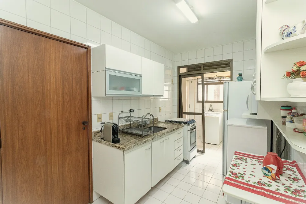Apartamento, 3 quartos, 1624 m² - Foto 2