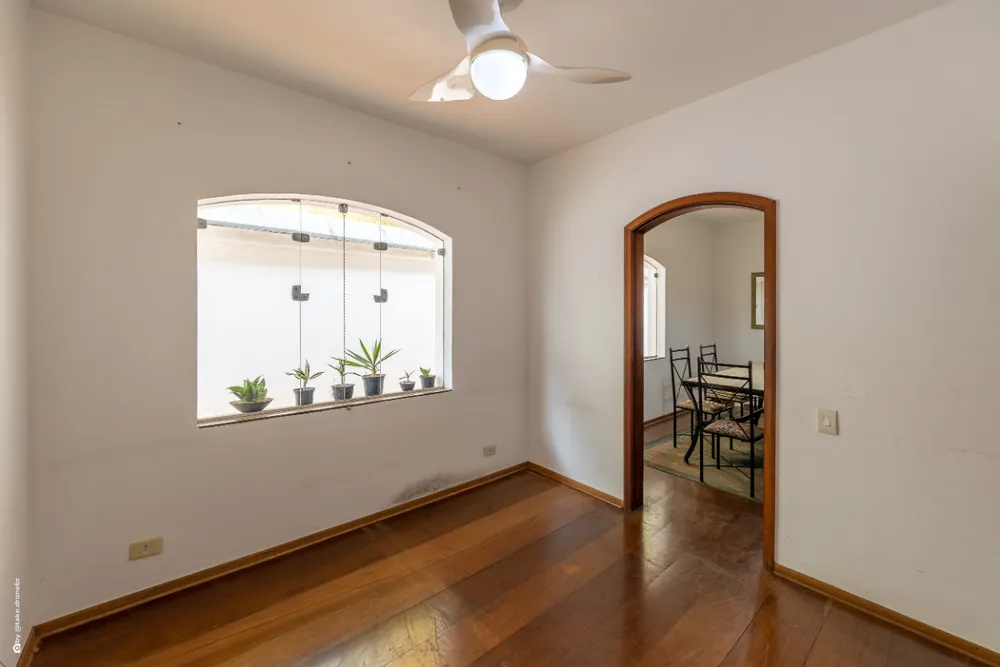 Casa, 4 quartos, 497 m² - Foto 1