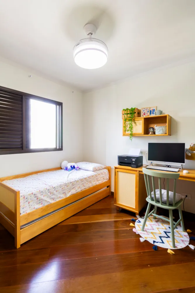 Apartamento, 3 quartos, 147 m² - Foto 2